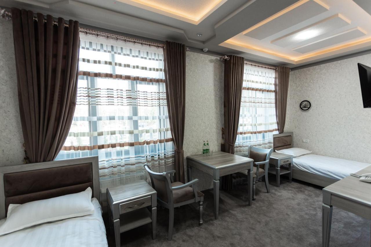 Diyor Hotel Marghilon Luaran gambar