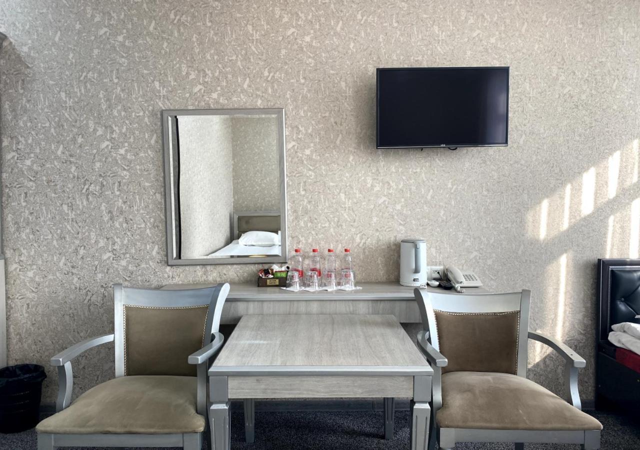 Diyor Hotel Marghilon Luaran gambar