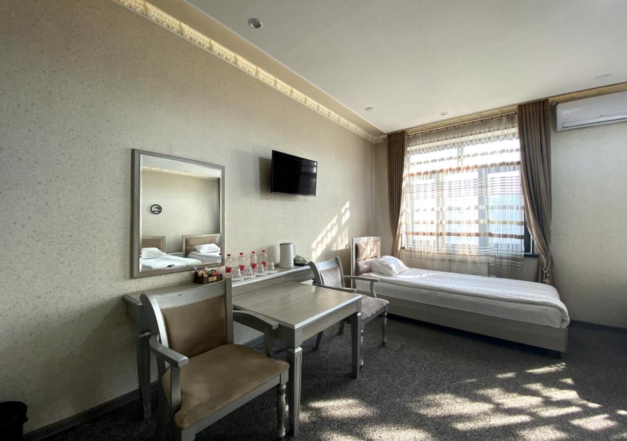 Diyor Hotel Marghilon Luaran gambar