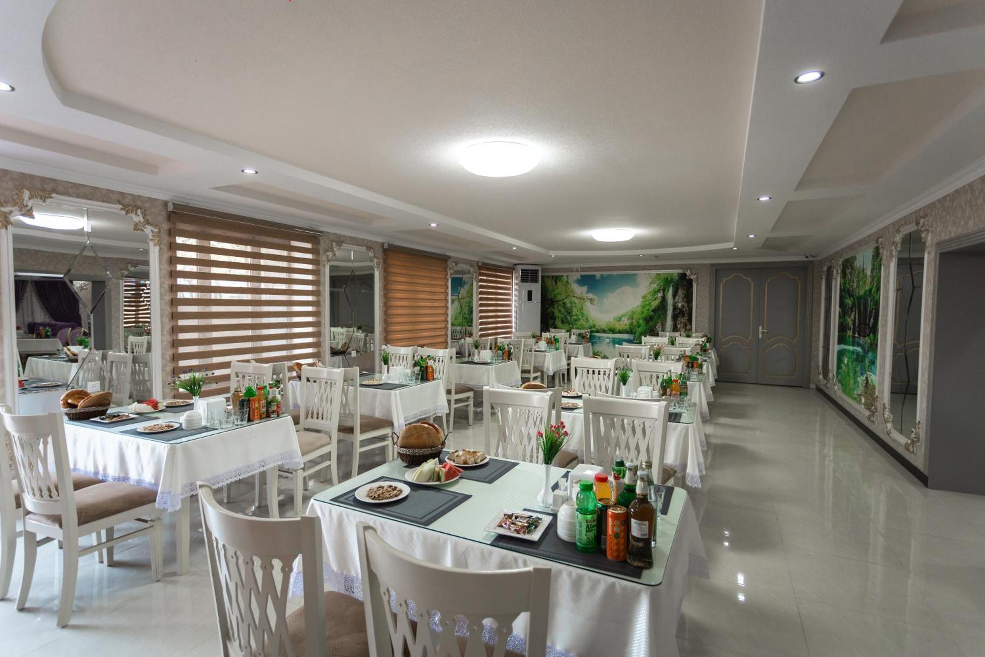 Diyor Hotel Marghilon Luaran gambar