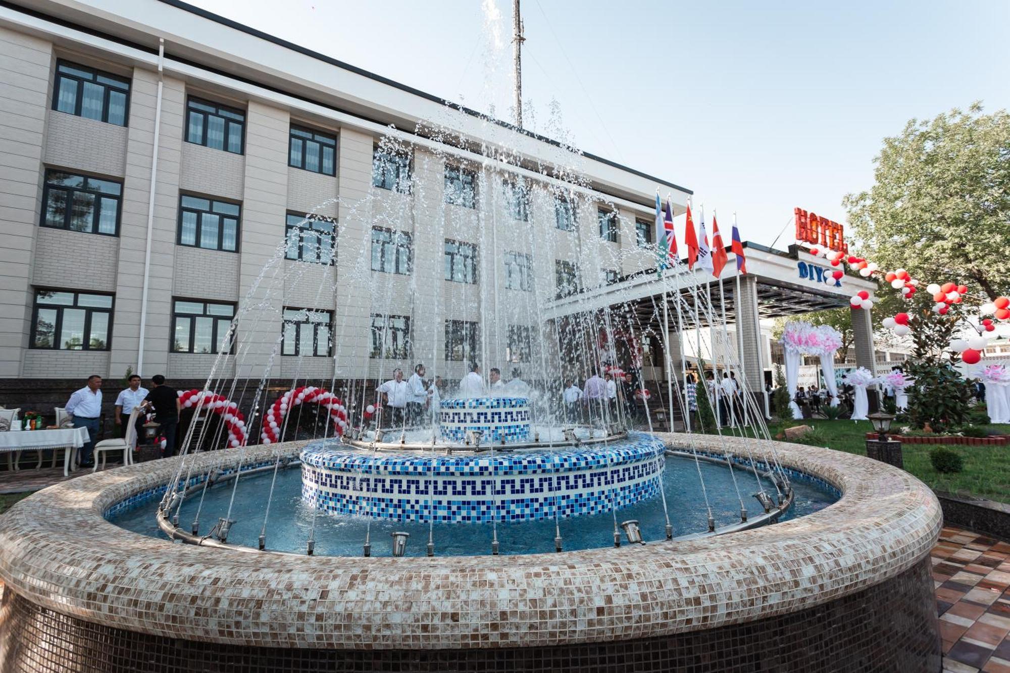 Diyor Hotel Marghilon Luaran gambar