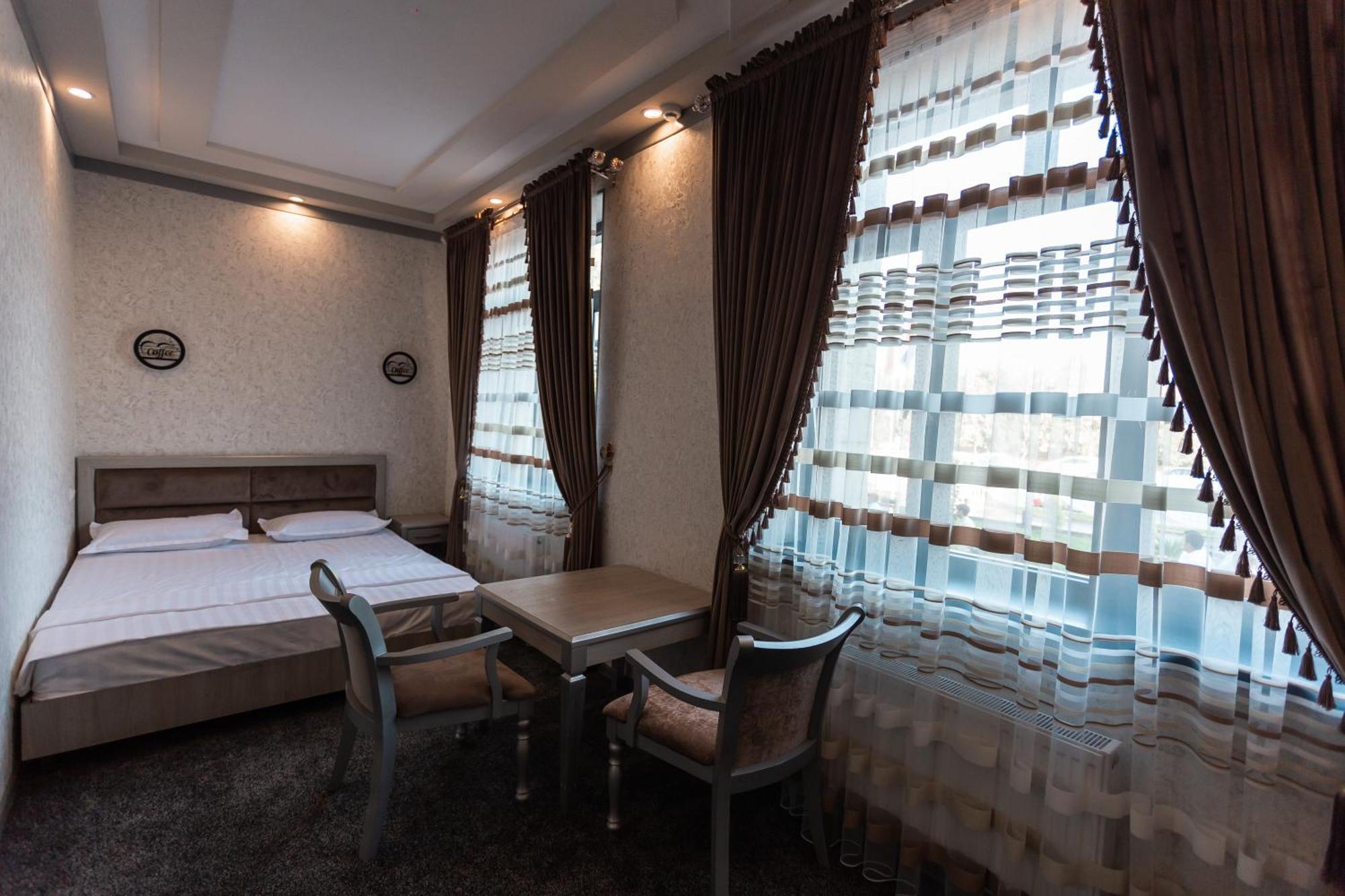 Diyor Hotel Marghilon Luaran gambar